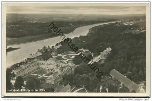 Lustschloss Pillnitz an der Elbe - Fliegeraufnahme aus 120m Höhe - Foto-AK