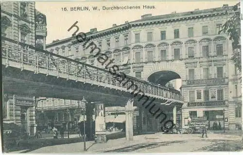 Berlin - Durchbrochenes Haus - Bülowstrasse