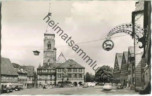 Schwabach - Marktplatz mit Rathaus und St. Johanniskirche - Foto-Ansichtskarte - Verlag H. F. Dennerlein Nürnberg