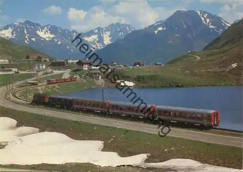 Oberalp-Passhöhe mit Rhone-Rhein-Express der Furka-Oberalp-Bahn - AK Grossformat - gel.