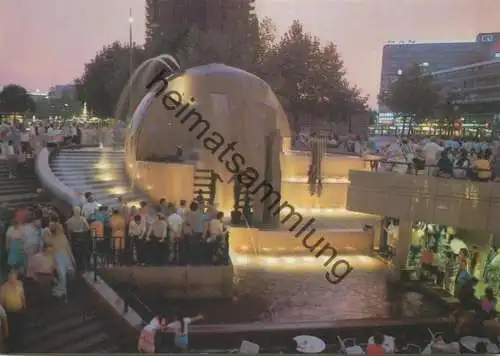 Berlin - Breitscheidplatz - Brunnen an der Gedächtniskirche - Verlag Kunst und Bild Berlin