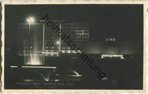 Zlin - Hotel Spolecensky dum - Kino - Foto-Ansichtskarte bei Nacht