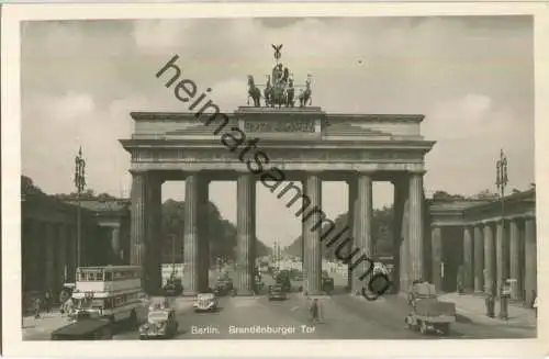 Berlin - Brandenburger Tor - Foto-Ansichtskarte