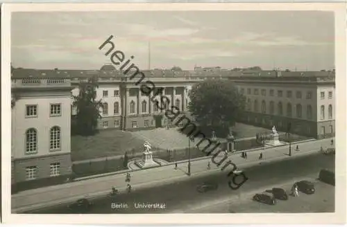 Berlin - Universität - Foto-Ansichtskarte