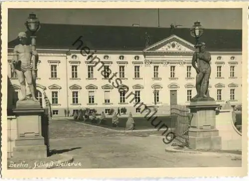 Berlin - Schloss Bellevue - Foto-Ansichtskarte Handabzug - Verlag Bruno Schroeter Berlin