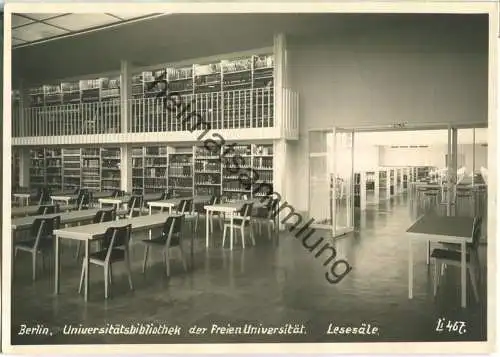 Berlin - Universitätsbibliothek der Freien Universität - Innenansicht Lesesäle - Foto-Ansichtskarte