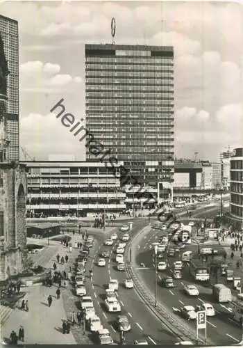 Berlin - Europa-Center mit Gedächtniskirche - Foto-Ansichtskarte - Verlag Kunst und Bild Berlin