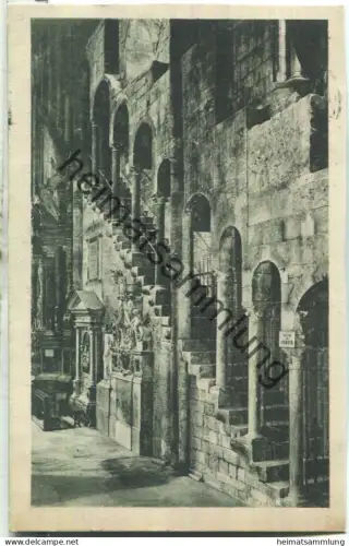 Trento - Cattedrale - La Navata a sinistra e Galleria che mette al Campanile