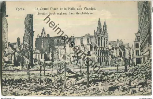 Flandern - Ieper - Ypres - Ypern - La Grande Place et la Halle aux Vlandes