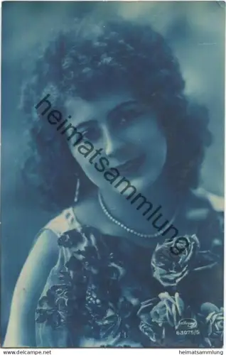 Junge Frau - Foto-AK - Verlag Amag 63075/5 gel. 1925
