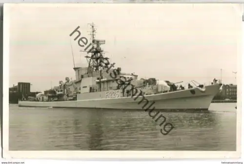 Fregatte Braunschweig F 225 - Foto-Ansichtskarte - Verlag Foto-Drüppel Wilhelmshaven