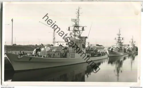Fregatten Augsburg Karlsruhe und Lubeck in der Schleuse F 222 F 223 F224 - Foto-Ansichtskarte