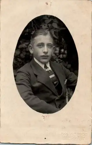 altes foto junger mann mit krawatte (Nr. 9194)