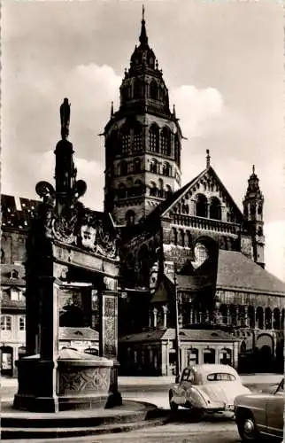 mainz, alter marktbrunnen (Nr. 9352)