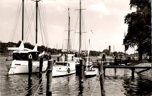 ostseebad travemünde, hafenpartie, schiff, boot (Nr. 9483)