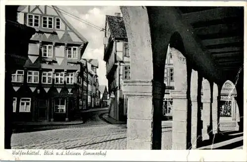 wolfenbüttel, blick auf den kleinen zimmerhof, karte hat eckknick (Nr. 10196)