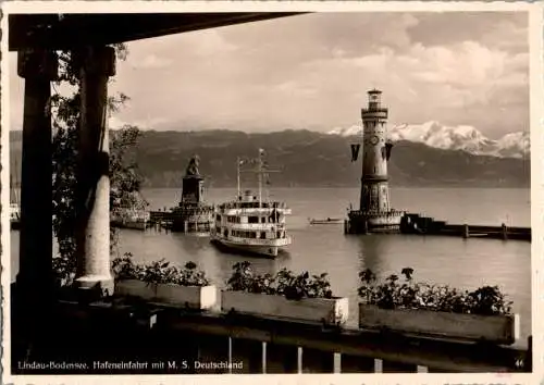 lindau, hafeneinfahrt mit m.s. deutschland (Nr. 10761)