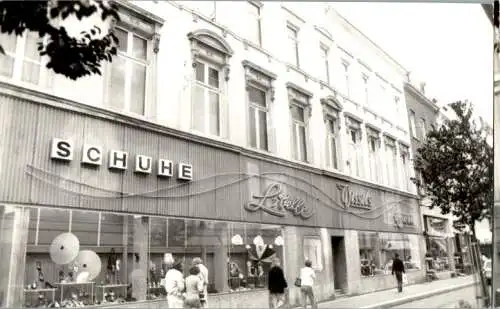 kasernenstr., 10. oktober 1979, schuhe libelle, düsseldorf? (Nr. 13029)