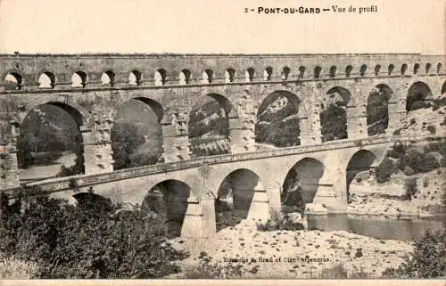 pont du gard, vue de profil (Nr. 13535)