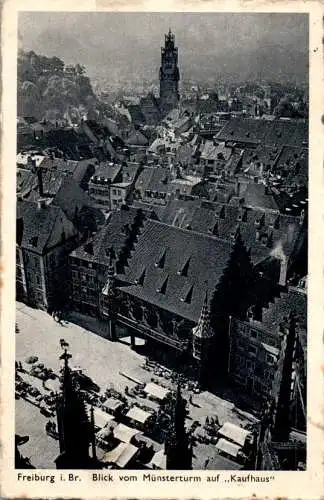 freiburg i. br., blick vom münsterturm auf "kaufhaus", 1942 (Nr. 13723)