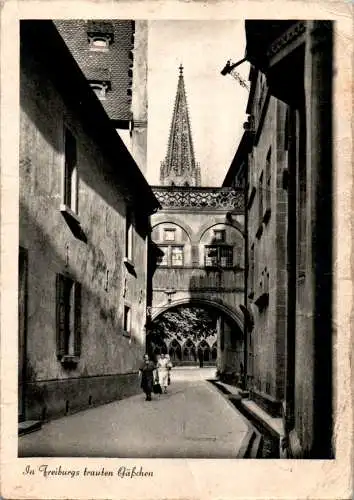 in freiburgs trauten gäßchen, freiburg/schwarzwald (Nr. 13828)