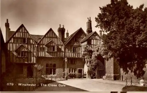 winchester - the close gate (Nr. 14170)