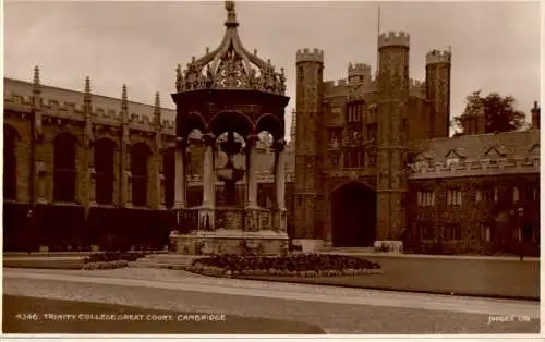 trinity college, great court, cambridge (Nr. 14179)