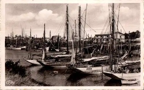 lorient, la flotille de pêche (Nr. 15593)