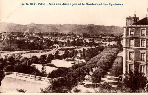 pau, vue sur jurancon et le boulevard des pyr. (Nr. 16769)