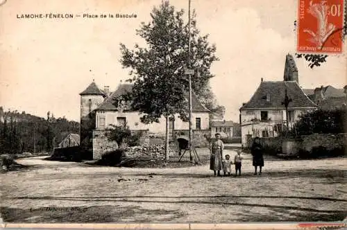 lamothe-fenelon - place de la bascule (Nr. 16919)