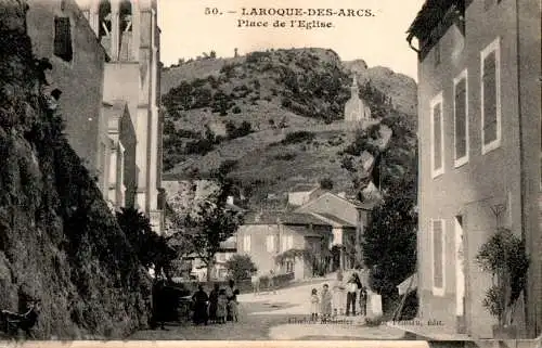 laroque-des-arcs, place de l'eglise (Nr. 16923)