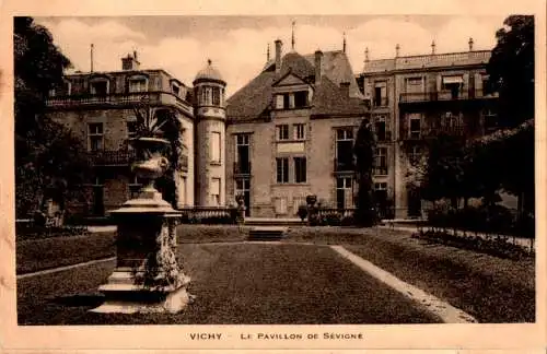 vichy - le pavillon de sevigne (Nr. 17249)