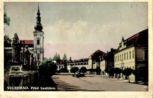 velehrad, pred basilikou (Nr. 17688)