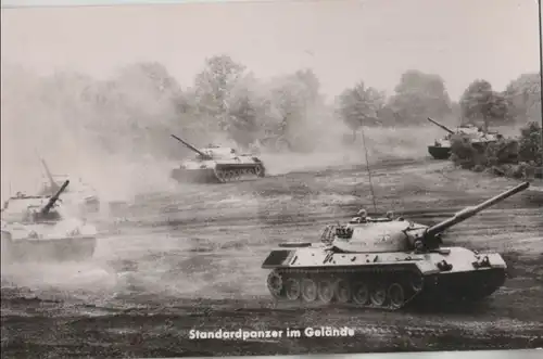 Bundeswehr Standardpanzer im Gelände