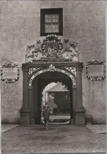 Augustusburg - Portal im Schloßhof - 1974