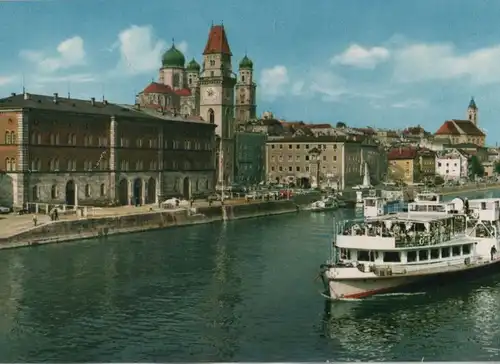 Passau - Blick auf Rathaus und Dom - ca. 1980