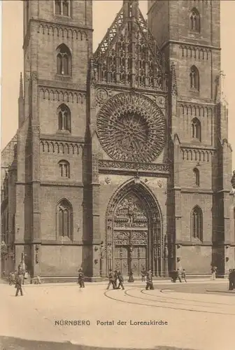 Nürnberg - Portal der Lorenzkirche