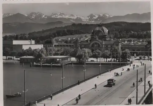 Schweiz - Schweiz - Luzern - Bahnhof mit Alpen - ca. 1960