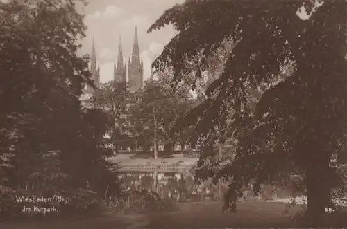 Wiesbaden - Im Kurpark - ca. 1935