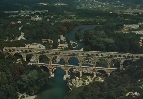 Frankreich - Frankreich - Gard - Le Pont, Vue aerienne - ca. 1980