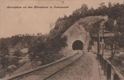 Zschopau - Harrasfelsen mit Körnerkreuz im Tal - 1924