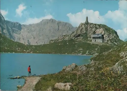 Österreich - Österreich - Eduard-Pichl-Hütte, Wolayerseehütte - mit Heldendenkmal - ca. 1975