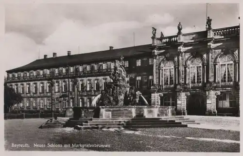 Bayreuth - Neues Schloss mit Markgrafenbrunnen - ca. 1960