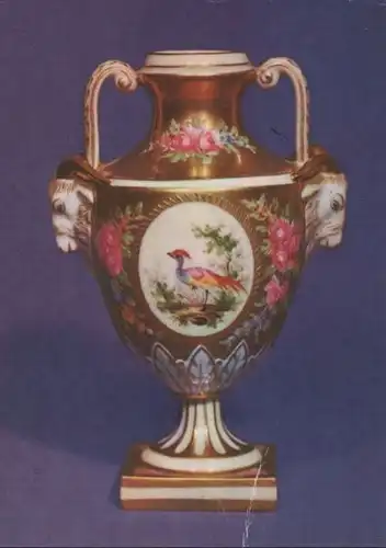 Vase mit rundem Fuß Blumendekor