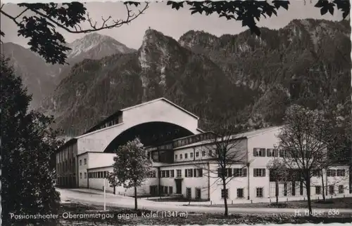 Oberammergau - Passionstheater gegen Kofel - ca. 1960