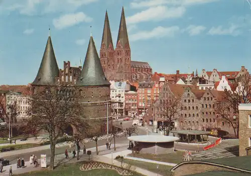 Lübeck - Holstentor und St. Marien - 1964