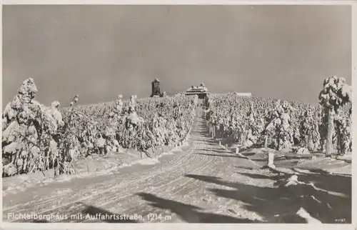 Fichtelberg-Haus mit Auffahrtsstraße - ca. 1935