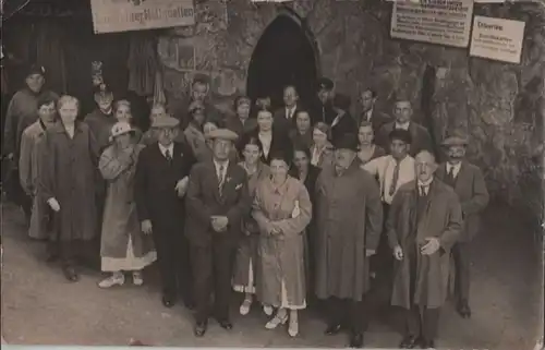 Saalfeld - Besuchergruppe Feengrotte - 1935