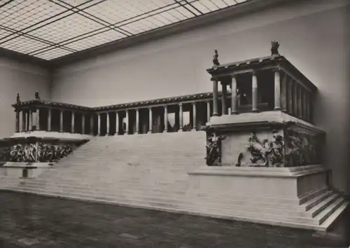 Staatliche Museen, Berlin - Altar von Pergamon - 1965