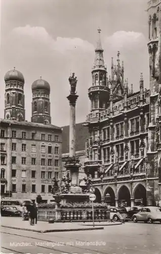 München - Marienplatz mit Mariensäule